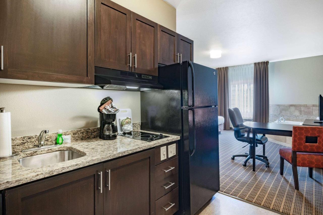 Hawthorn Extended Stay By Wyndham Dickinson Exterior foto